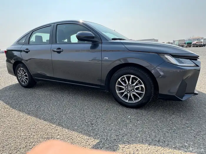 يارس 2023 شبه مخزنه بحالة الوكالة 8