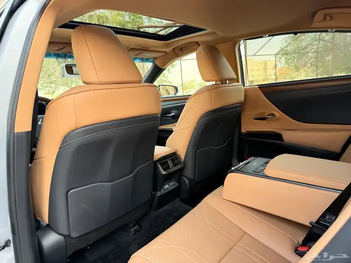 لكزس Es250 موديل 2023 فل كامل شرط 34