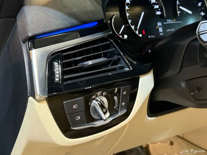 بي ام دبليو 520i 2018 (( بحالة ممتازة )) 7