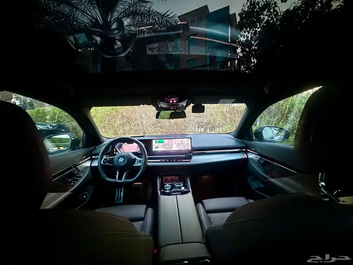 BMW 520i M (ضمان  بكج صيانه ناغي) 5