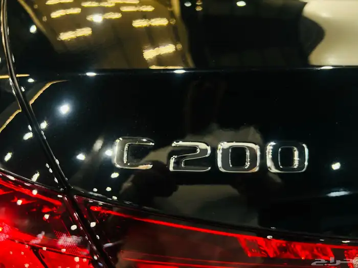 مرسيدس C200 موديل 2025 (اصفار) 32