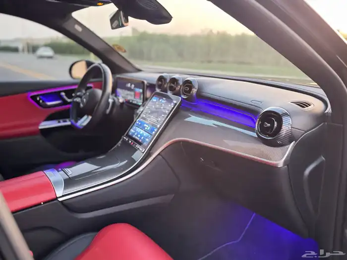 مرسيدس GLC200 2024 على الضمان و الصيانه 10