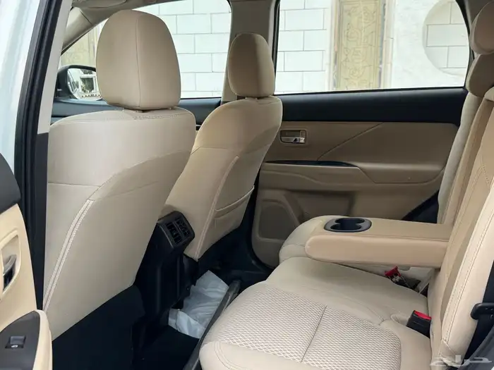 ميتسوبيشي اوتلاندر 2020 16