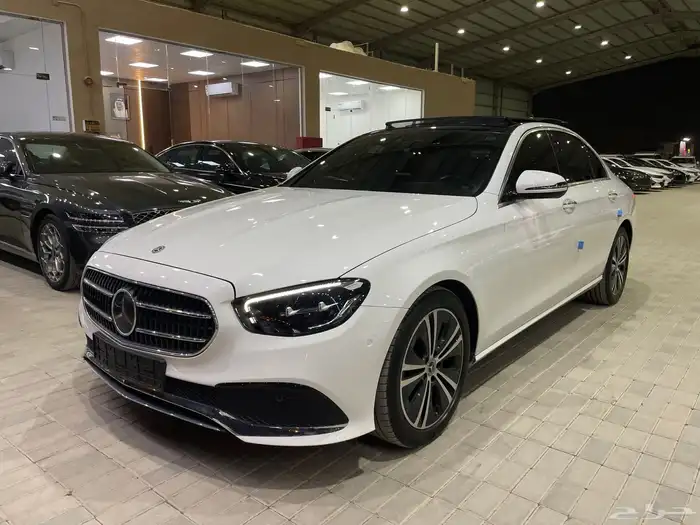 مرسيدس 2021 E250 بانوراما رادار قياده ذاتيه ( بنزين ) 2.0T 1