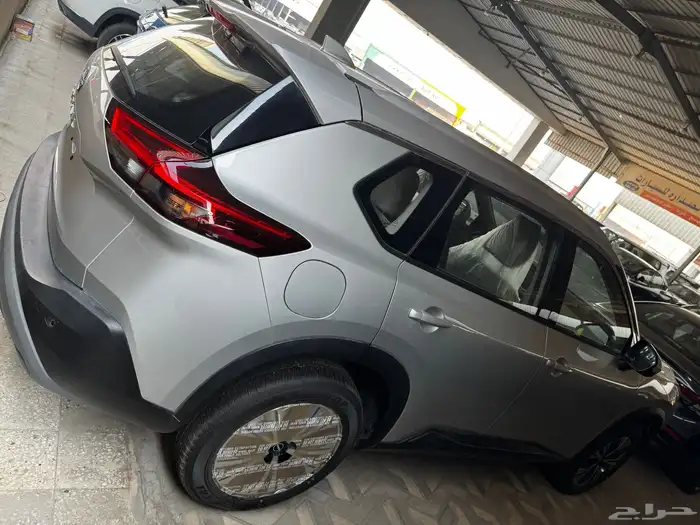 نيسان اكس تريل نص فل ( sv )موديل 2025 عرض خاص 4