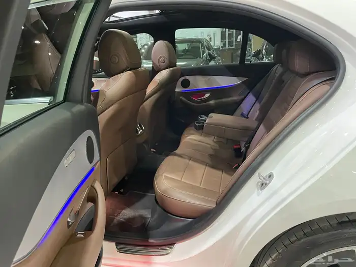مرسيدس 2021 E250 بانوراما رادار قياده ذاتيه ( بنزين ) 2.0T 17