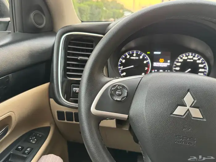 ميتسوبيشي اوتلاندر 2020 14