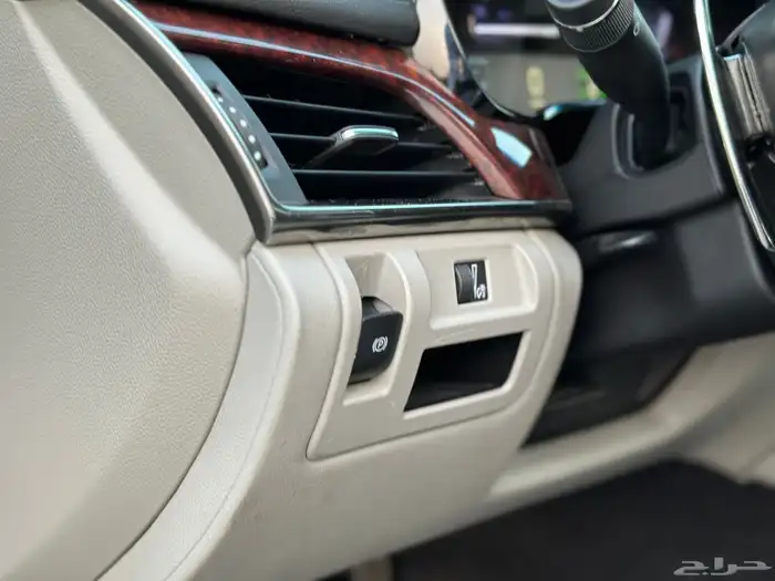 كاديلاك CTS 2019 24