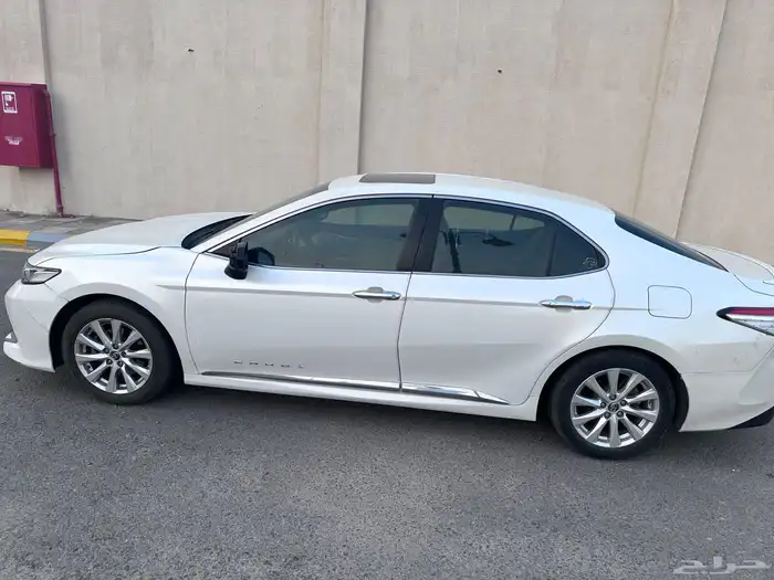 للبيع كامري موديل 2020 فل كامل 4 سلندر بودي بلد 2