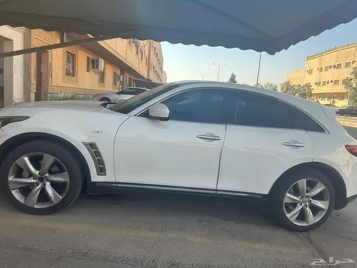 انفنتي FX50 2009 2