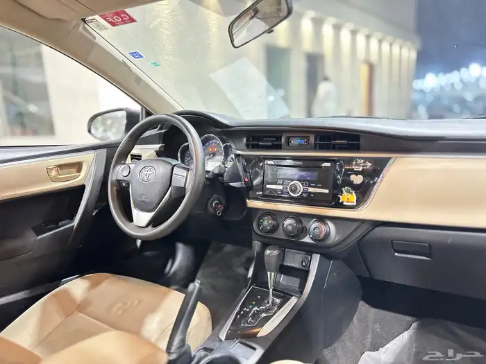 تويوتا كورولا 2015 استاندر 15