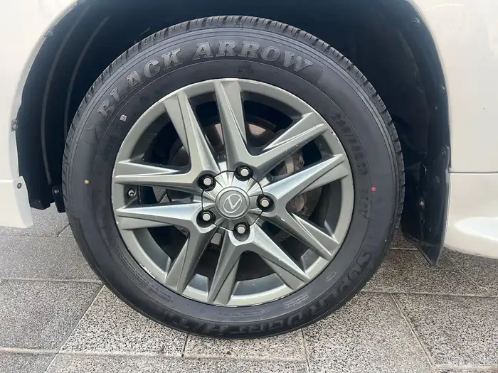 جيب لكزس lx570 2013 15