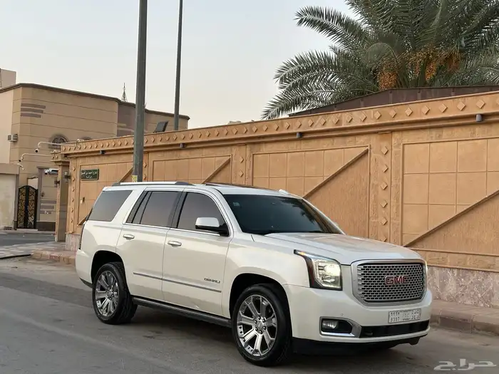 جي ام سي يوكن دينالي 2015 فل كامل نظيف للبيع 4