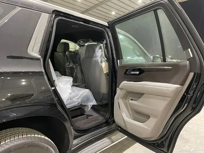 شفروليه تاهو 2025 ستاندر خليجي بدون دبل (بنزين ) 12