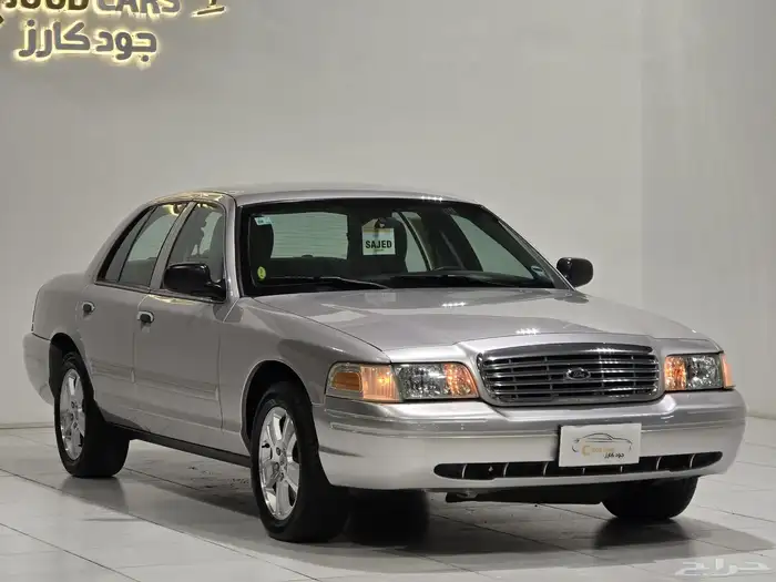 فورد فكتوريا موديل 2011 بحالة ممتازة 5