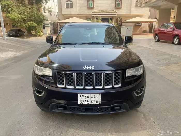 للبيع جيب جراند شروكي لاريدو 6