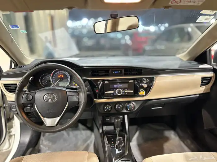 تويوتا كورولا 2015 استاندر 14