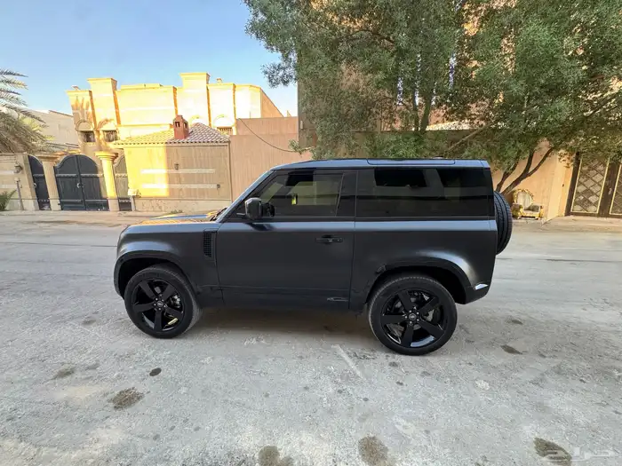 ديفيندر 90 Defender 90 X-Dynamic SE 2025 V4 5