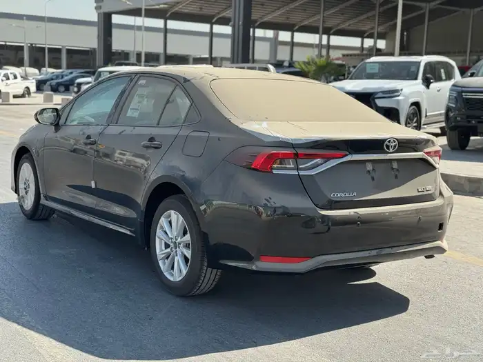 كورولا 2025 بريمي 2.0 CC مبيعات كاش واقساط 5