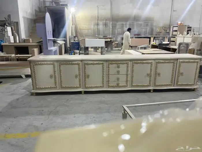 طاولات تفصيل حسب طلب 54