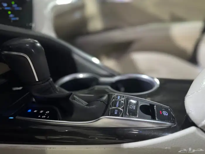 كامري كراندي استخدام نظيف انصح بها للمستخدم من غير اللوحة 13