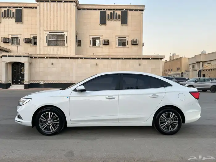 MG 5 مديل 2022 فل كامل 21