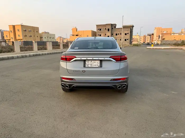 جيلي توجيلا 2024 نص فل 5