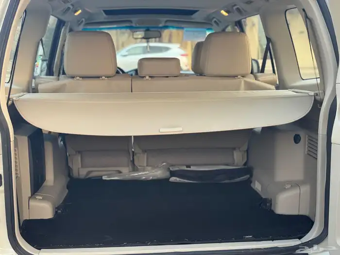 للبيع ميتسوبيشي باجيرو 2017 وكاااله 44