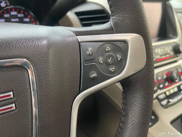 جي ام سي يوكن 2015 XL فل سعودي 8