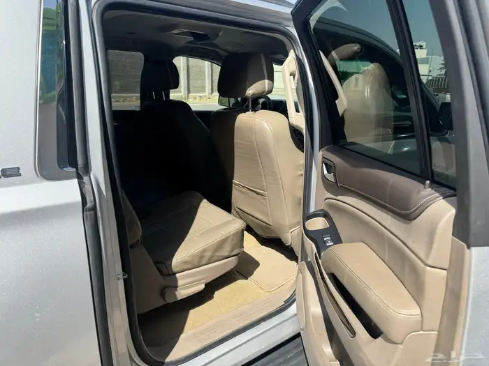 جمس يوكن 2017 SLE XL نظيف على الشرط بحاله الوكاله ممشى 33الف 6