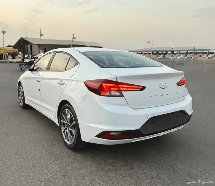 النترا 2020 اعلا مواصفات بدون فتحه ماشيه 49 وكاله للبيع 3