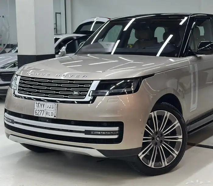 رنج روفر اوتوبيوجرفي 2023 2