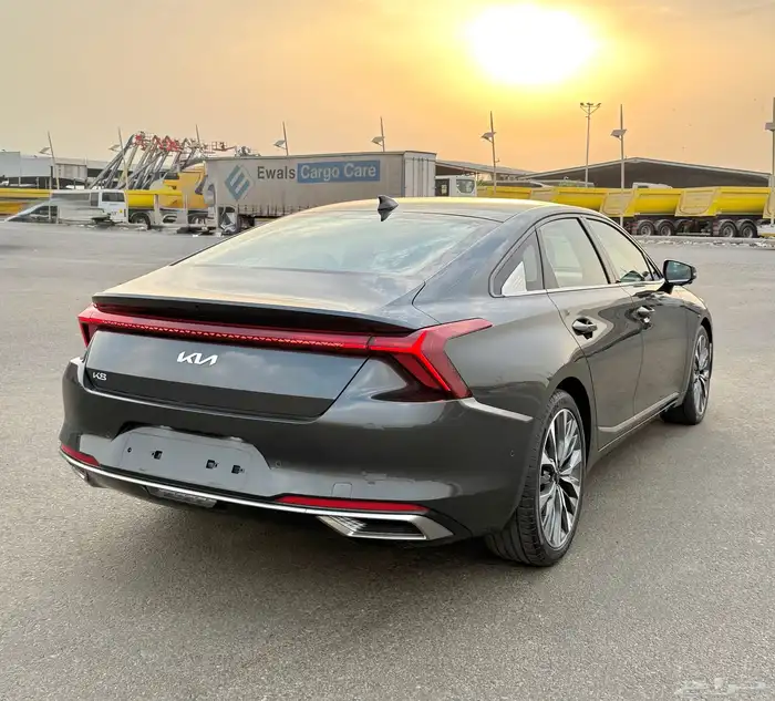 كيا K8 بنورما 2022 اعلا مواصفات بحالة الوكاله للبيع 5
