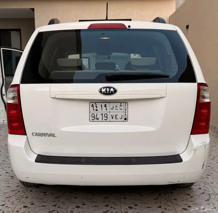 كيا كرنفال 2015 13