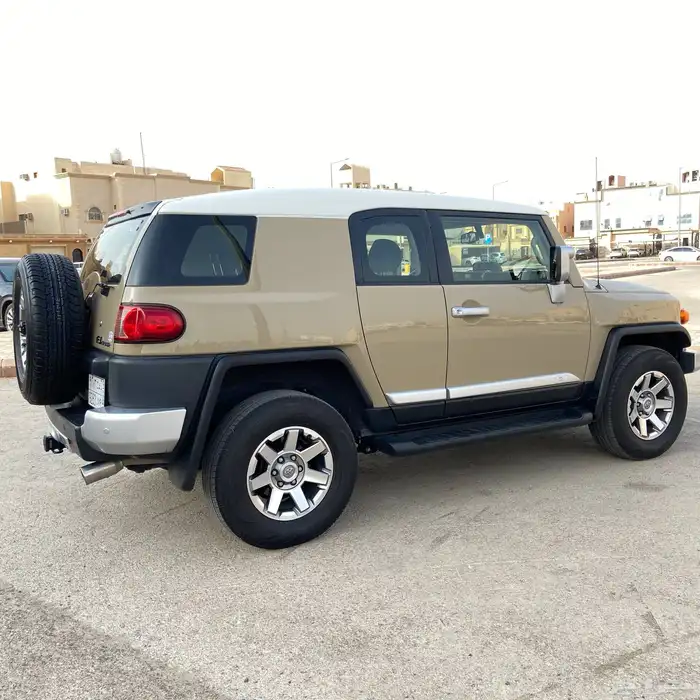 افجي FJ2021 فل كامل   بدون ملاحظات شبه جديد 1