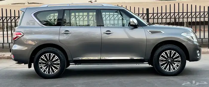 نيسان باترول 2017 بلاتينيوم ( تم البيع ) 4