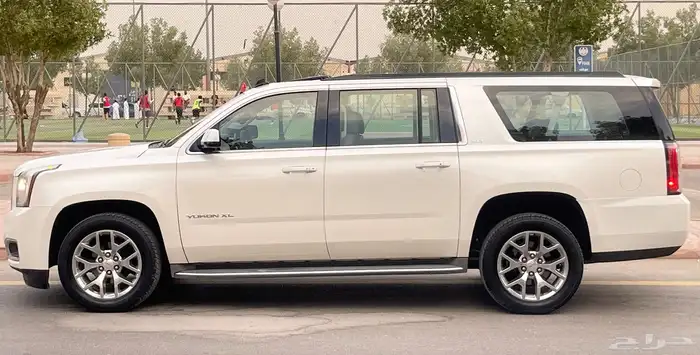 جي ام سي يوكن 2015 XL فل سعودي 3