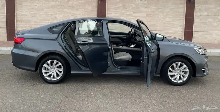 جيلي_بينراي_2022_نص فل_نظيف 58