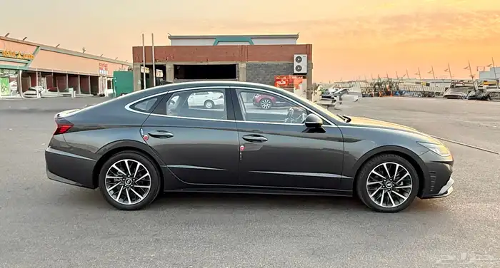 سوناتا 2022 ديجتال اعلا مواصفات بدون بنورما وكاله للبيع 6