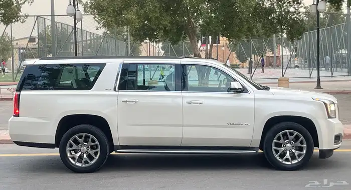 جي ام سي يوكن 2015 XL فل سعودي 4