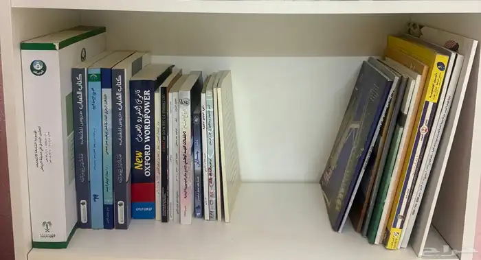كتب مختلفة دولاب 5 رفوف 1