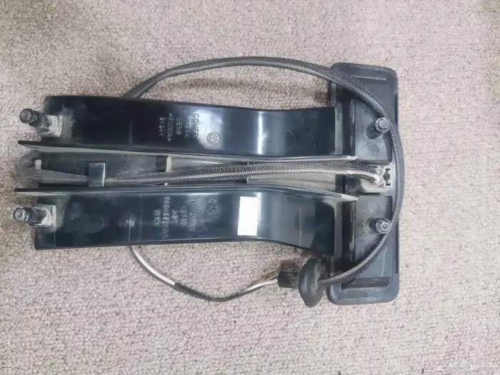 لمبة بريك جيب رانجلر 2015 1