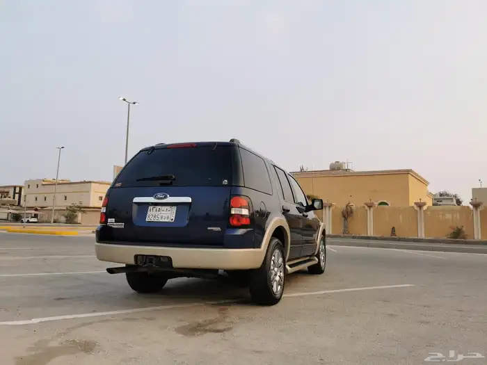 فورد اكسبلور ليميتد 8 سلندر دبل 0