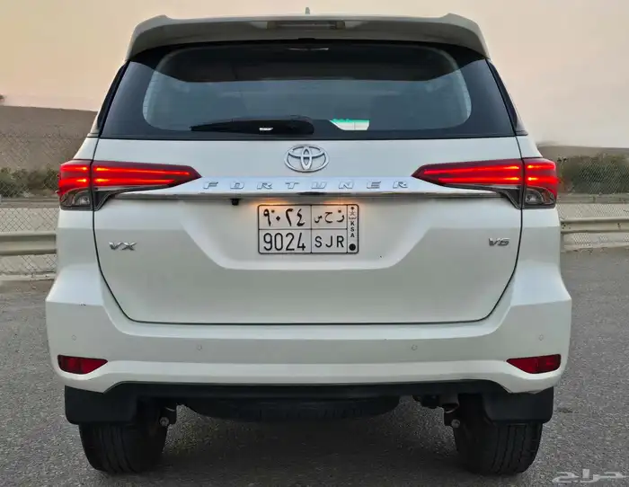 فورشنر 6 سلندر VX - بلد مشروط - مخزن 25