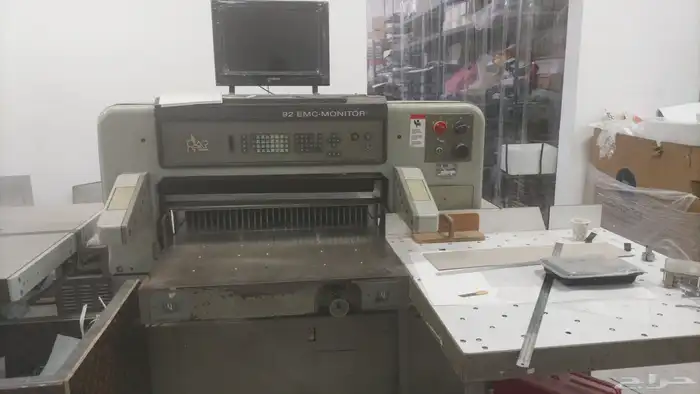 معدات مطبعه كامله للبيع 2