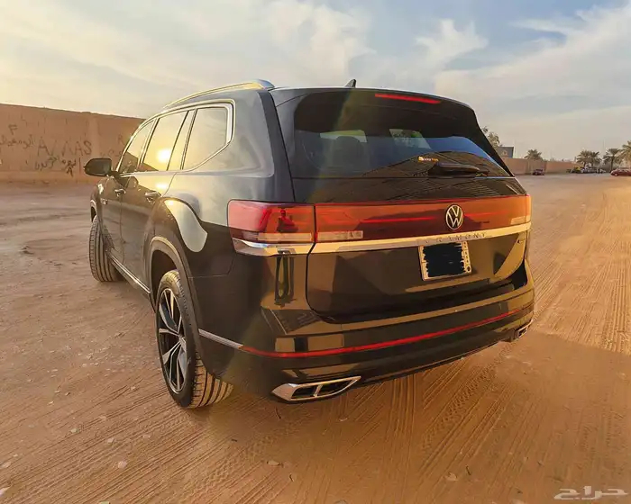 2024 Volkswagen Teramont R-Line 2