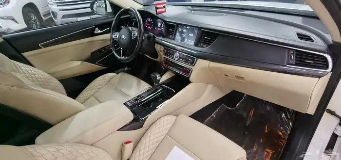 كيا كادنزا الموديل 2017 فل كامل 6 سلندر 18