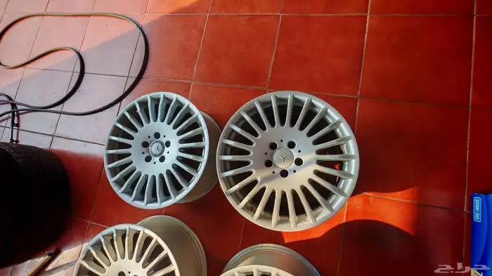 جنوط مرسيدس اصلي وكاله مقاس 18 نضيفه جدن 4