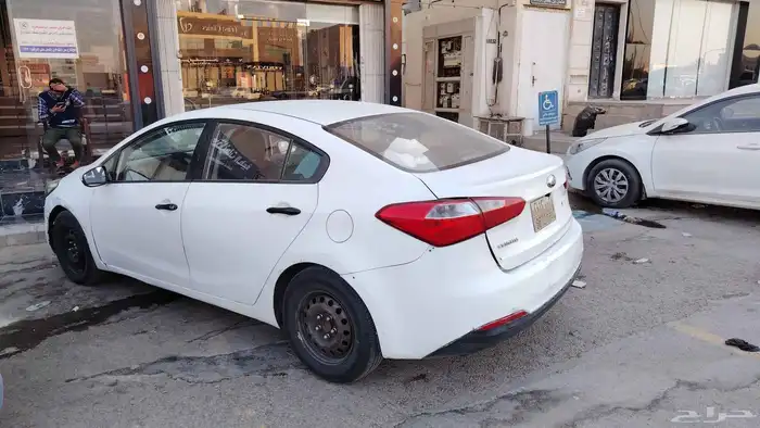 كيا سيراتو موديل 2013 1