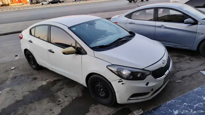 كيا سيراتو موديل 2013 4